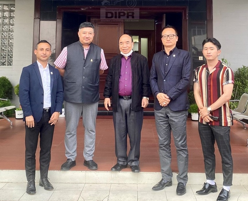 A state level delegation from Nagaland led by Advisor to the CM, Abu Metha called on the Mizoram CM in Aizawl. (DIPR Photo)